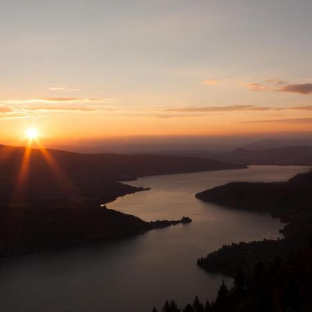 Penthouse Vue Incroyable Lac Et Montagnes Annecy Buitenkant foto